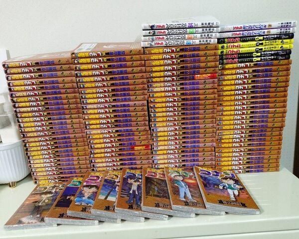豪華セット★名探偵コナン全107巻全巻セット+ゼロの日常+警察学校編+犯人の犯沢さん 100〜106巻までは新品シュリンク付