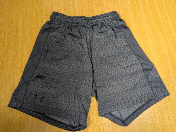 アンダーアーマー ハーフパンツ バスケ 野球 サッカー SM