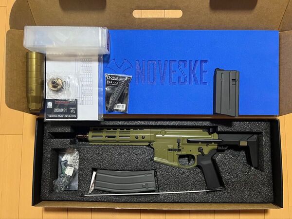 Double Eagle×EMG NOVESKE GHETTO BLASTER 7.94in GBB