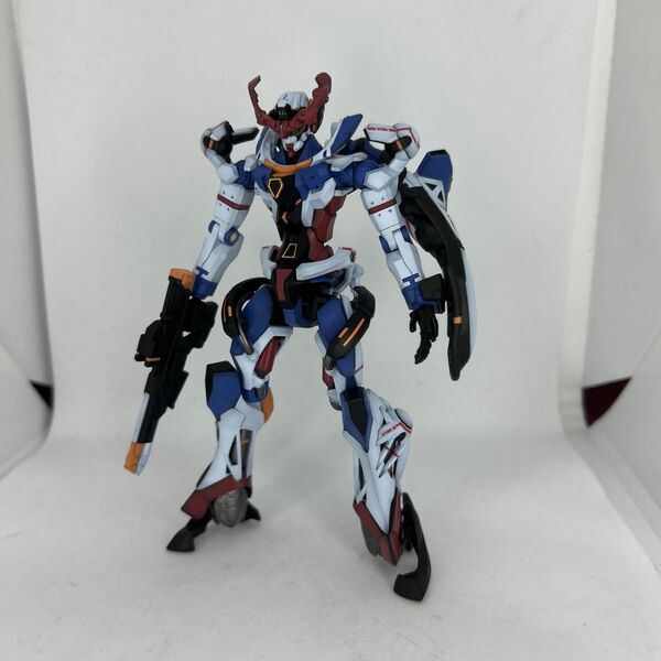 HG ジークアクス ガンプラ 完成品