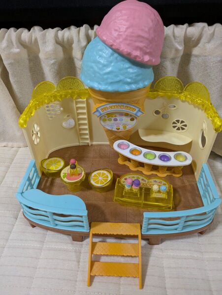 シルバニアファミリー ドールハウス ハウス 家具 エポック社 ミニチュア ぼうけん島のひみつのお家 海辺のアイスクリームパーラー