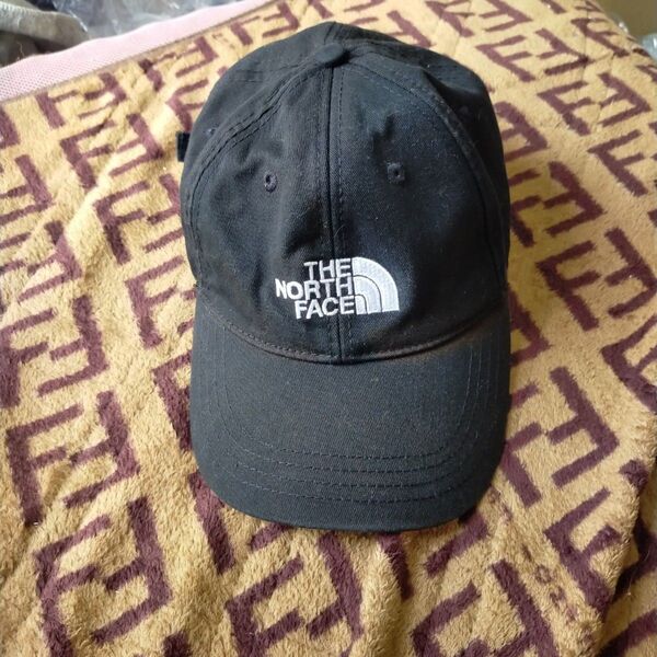 THE NORTH FACE ベースボールキャップ ブラック ロゴ枠ナシ