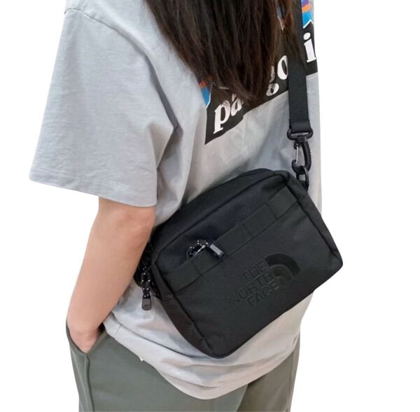 【新品】 THE NORTH FACE 新作 ノースフェイス ホワイトレーベル ザノースフェイス ショルダーバッグ ブラック