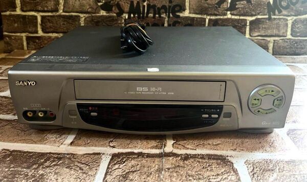 SANYO VHS ビデオデッキ VZ-H770B BSチューナー内臓 1998年製