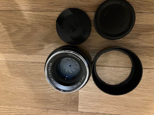 Carl zeiss Planar T* 1.4/50 ZE (EFマウント)