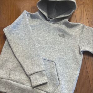 THE NORTH FACE トップス グレー
