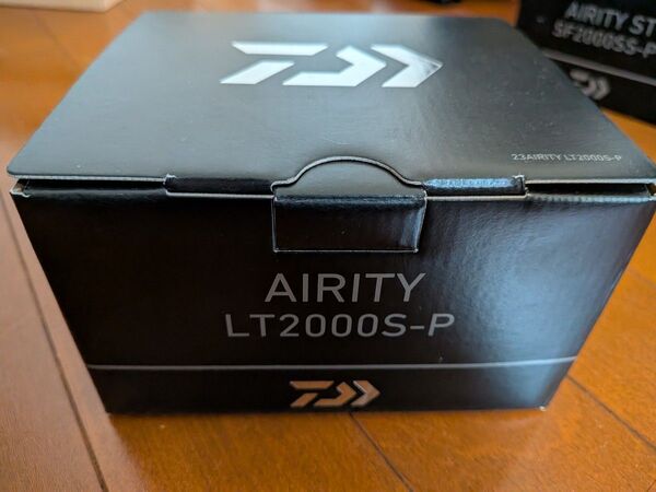 【新品未使用】ダイワ 23 エアリティ LT2000S-P