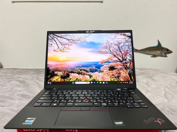 Lenovo ThinkPad X1 Carbon Gen10 2022年モデル i5-1235U 8G 256G 14インチ