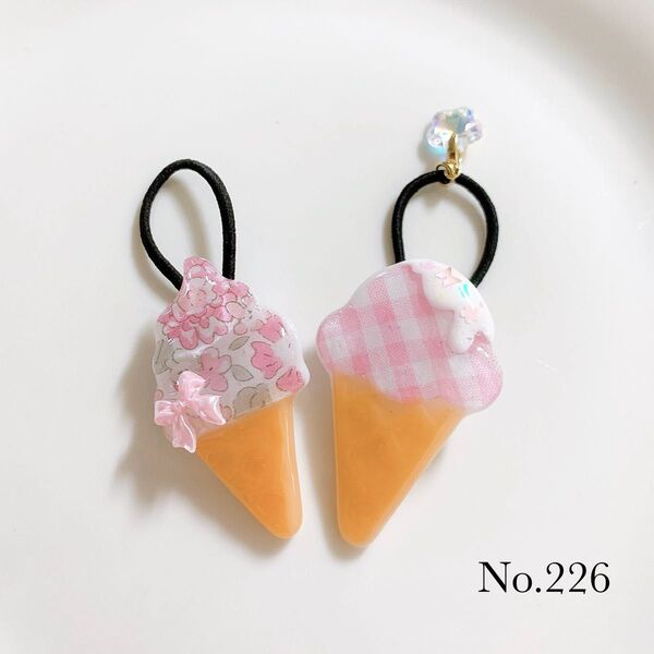 ハンドメイド リバティ レジン ヘアゴム
