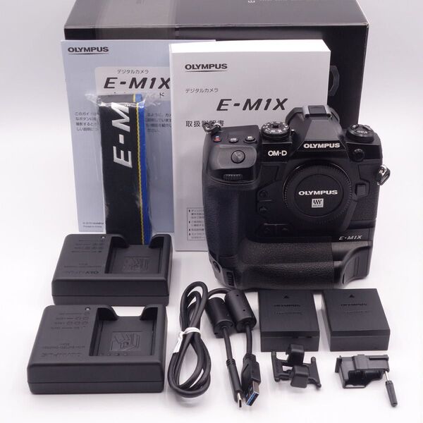 【美品 ショット数6,740回】OLYMPUS OM-D E-M1X