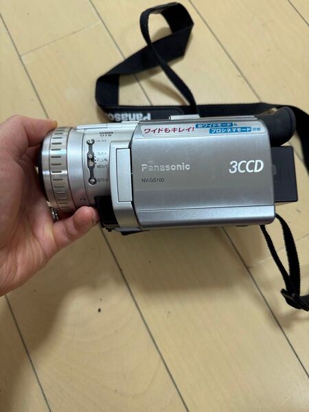 ジャンク品/詳細は不明です/動作未確認 Panasonic NV-GS100 miniDV ビデオカメラ/VW-VBD140