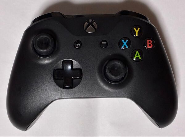 マイクロソフト ゲームコントローラー Xbox one/Windows対応 PC用USBケーブル付き 4N6-00003