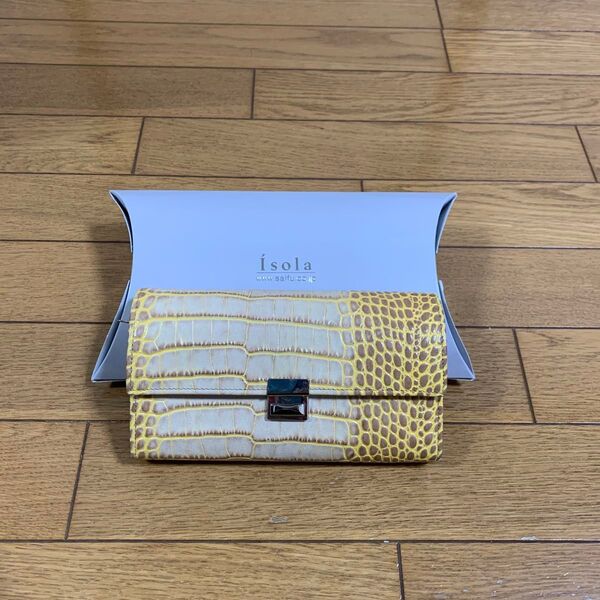 isola アイソラ ギャルソン 三段錠 長財布 金運アップ
