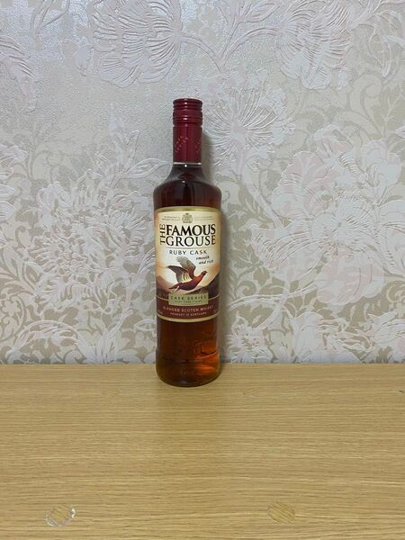 フェイマスグラウス ルビーカスク(並行輸入/箱無し) 700ml(Alc 40度) 1本