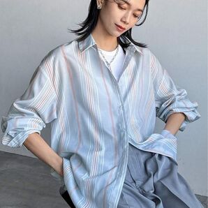 新品タグ付き SHEIN シャツ