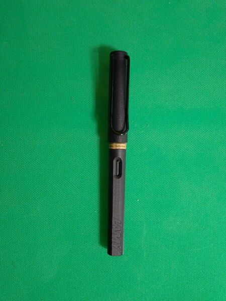 LAMY ラミー SAFARI 万年筆 steel black (漢字ニブ)