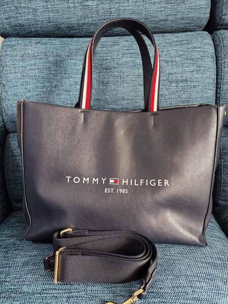 TOMMY HILFIGER(トミーヒルフィガー)ショッパートートバッグ