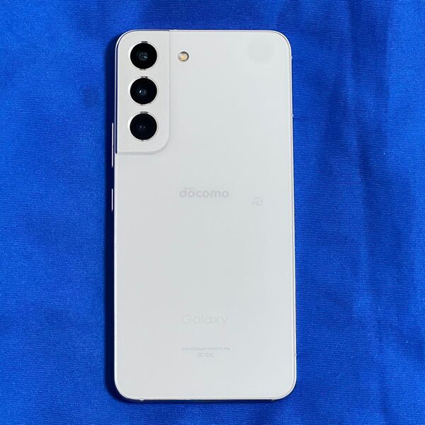 値下げ不可 美品 SAMSUNG Galaxy S22 256GB ホワイト sc-51c SIMフリー