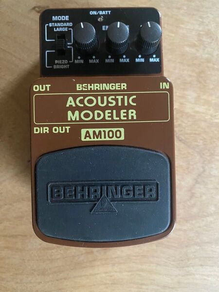 BEHRINGER AM100 ACOUSTIC MODELER アコースティックモデラー