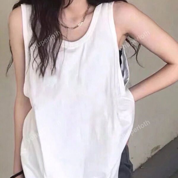 shein タンクトップ ノースリーブ