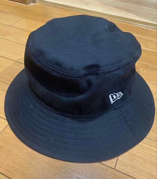 美品 ニューエラ バケットハット ブラック S/M