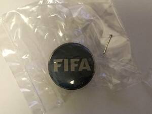 *FIFA World Cup soccer pin badge ①*