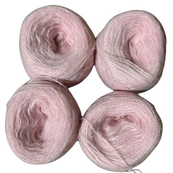 大サービス品♪ふわふわ 桜ピンクの毛糸 50g×4個セット