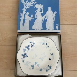 未使用 WEDGWOOD ウェッジウッド ストロベリーブルー STRAWBERRY 洋食器 皿 大皿 B&Bプレート