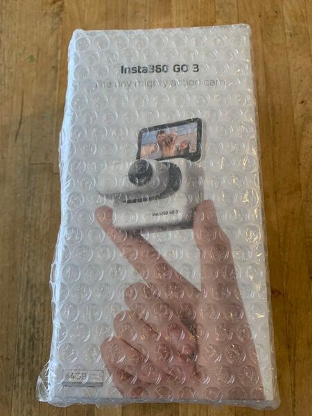 新品未開封 Insta360 GO 3 64GB アクションカメラ 64GB アークティックホワイト 6970357854776
