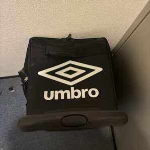 umbro アンブロ ボストンバッグ キャリーバッグ ブラック