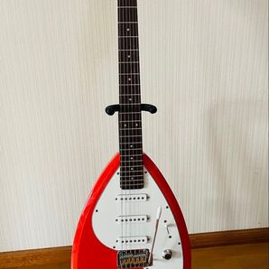 3%値下げしました!! 希少 Vox V-MK Ⅲ Teardrop Salmon Red エレキギター