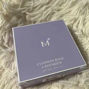 M クッションベース ラベンダー SPF50+ / PA++++ 日本限定 化粧下地 ツヤ