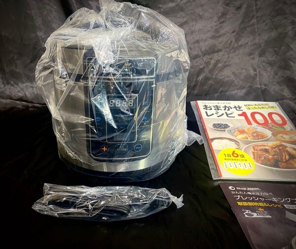 【未使用品】プレッシャーキングプロ 電気圧力鍋 別冊レシピ本等付属品有り