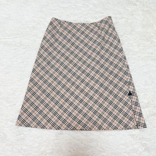 バーバリーロンドン ノバチェック スカート レザー フレア スリット BURBERRY LONDON 膝丈 ベージュ