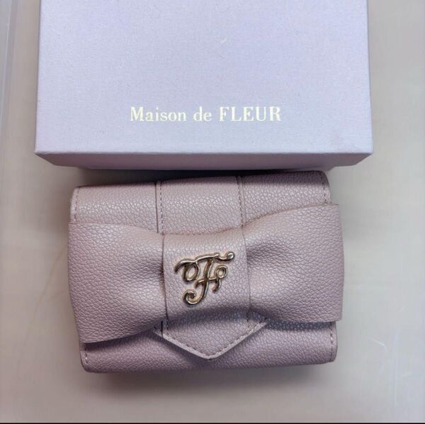 Maison de FLEUR ベルトリボンミニウォレット