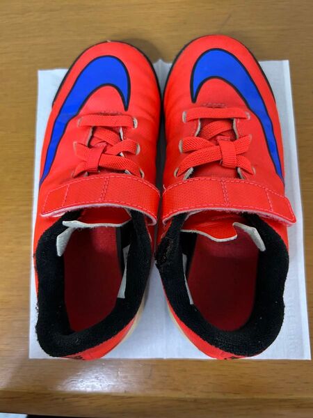 サッカー トレシュー トレーニングシューズNIKE