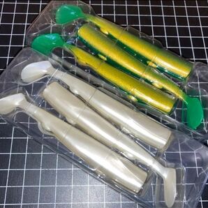 即売 送料無料 配達記録付発送 未使用 新品 ブルーブルー ジョルティ ワーム 6本セット (グローホワイト、グリーンゴールド)