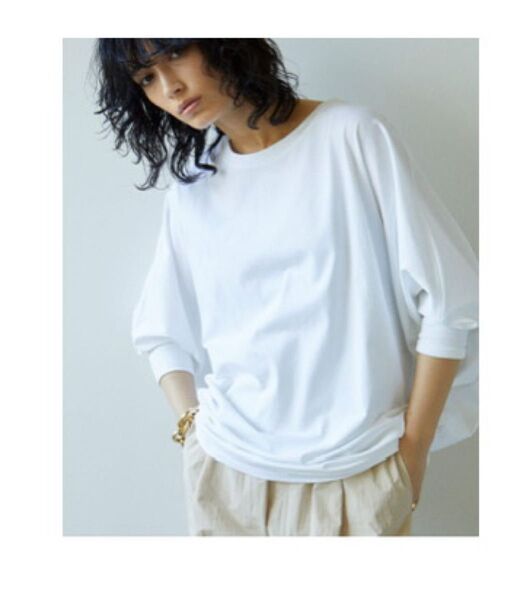 ガリャルダガランテ tシャツ 白 薄手 リブ袖