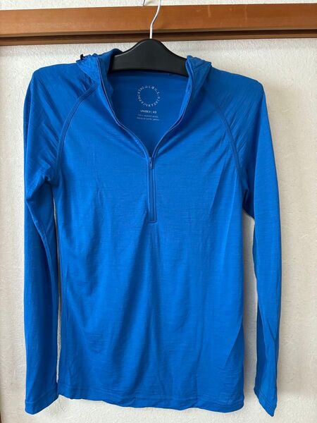 山と道 100% Merino Light Hoody / Blue / XS
