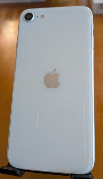 良品 iPhone SE2 SIMフリー 128GB ホワイト
