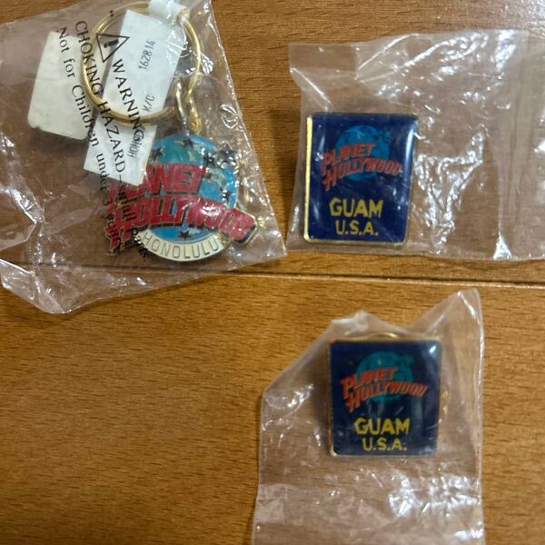 3個セット GUAM PLANET HOLLYWOOD グアム ラスベガス ピンバッジ キーホルダー アメリカ