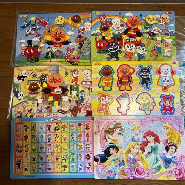 パズル アンパンマン5枚+ディズニープリンセス1枚
