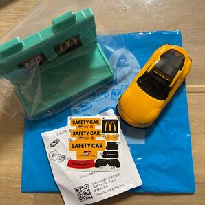 トミカ マクドナルドハッピーセット トヨタ GR スープラ セーフティーカー 未使用