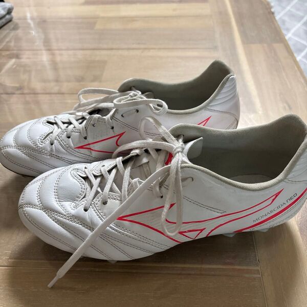 ミズノ サッカー スパイク モナルシーダ NEO II ホワイト×ピンク P1GA222464 スーパワイドMIZUNO 24㎝