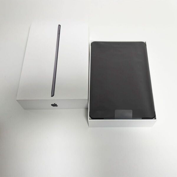 ★Apple iPad mini 第5世代 Wi-Fi 64GB MUQW2J/A スペースグレイ