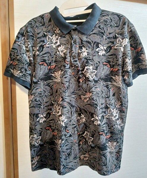 H&M ポロシャツ ボタニカル花柄 M 綿100% くすみカラー ネイビー系 メンズ