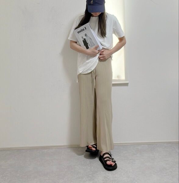 カーキ スリット リブ ワイドパンツ ゴムウエスト