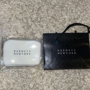 バーニーズニューヨーク ラウンドファスナー 小物 カード入れ ギフト ショッパー付き 小銭入れ コインケース