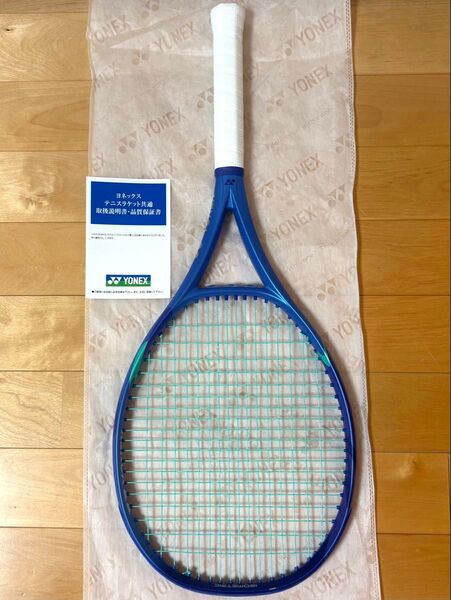 YONEX EZONE 100 tour G2 テニスラケット (2025年)