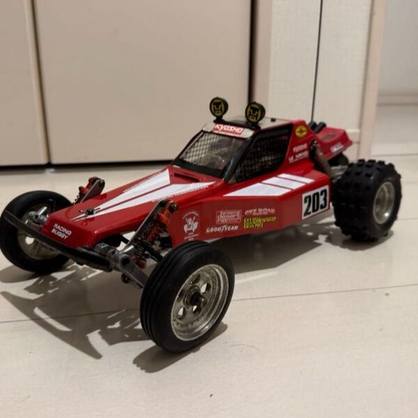 ラジコン KYOSHO レーシングバギー トマホーク